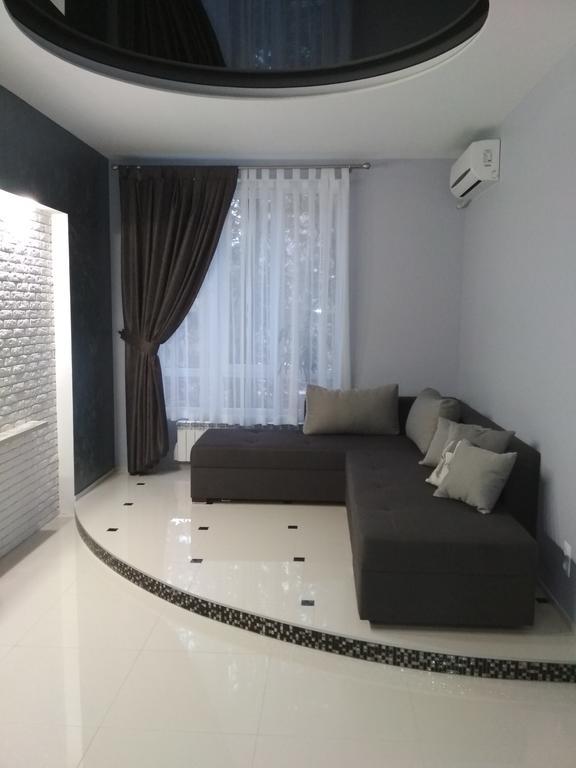 Apartment On Tytova 8 Dnipro Extérieur photo